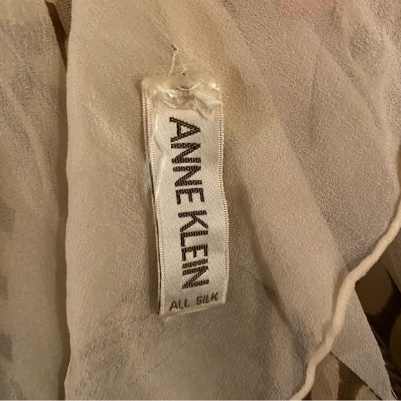 Anne Klein silk sustainable feather print sheer scarf wrap - Picture 9 of 16